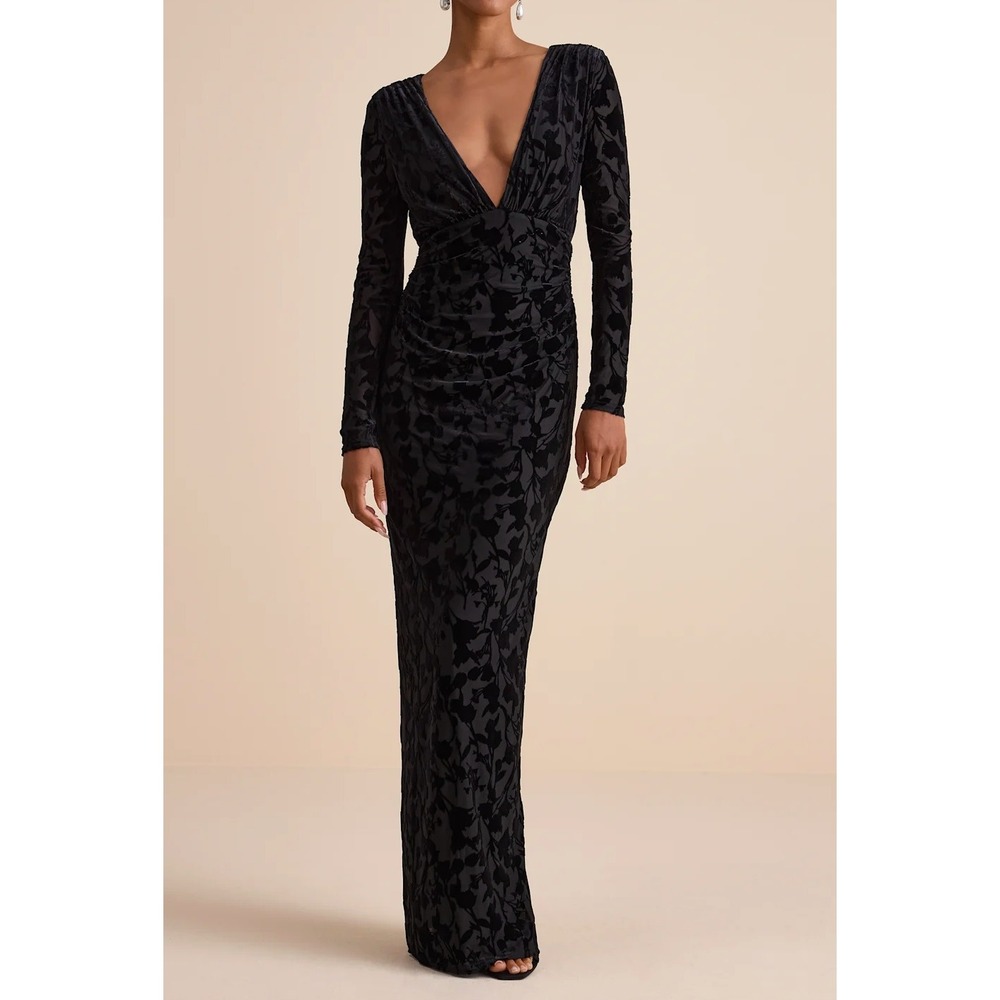 NWT Lulus Black Patricia Floral Burnout Velvet Long Sleeve Maxi Dress Bodycon M